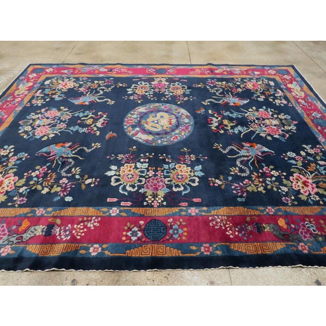 Textile Galerie Shabab Collection Mid-20th Century Handmade Chinese Art Deco Room Size Carpet For Sale - Image 7 of 10