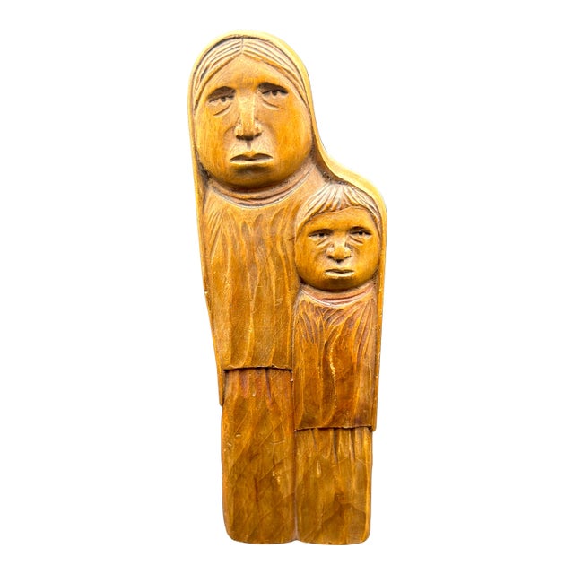 1940s Mexican Modernist Flores Arias Hand-Carved Wooden Sculpture – Mother and Child For Sale