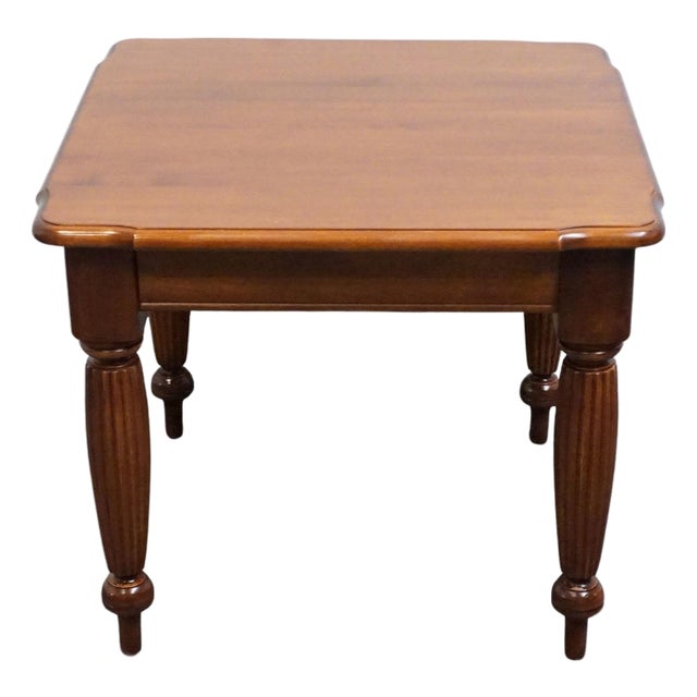 Nichols & Stone Solid Cherry Early American Colonial 28" Square Accent End Table 9135q-070 For Sale