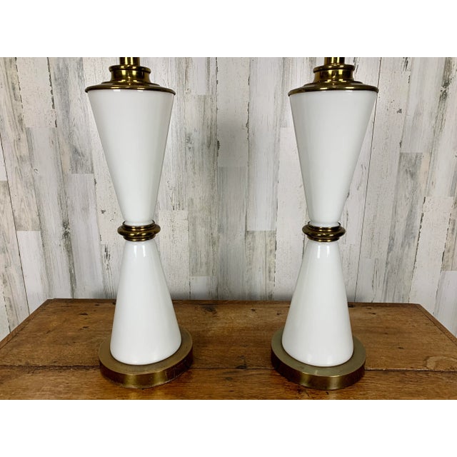 Mid-Century Modern Milk Glass and Brass Hourglass Shaped Table Lamps For Sale - Image 3 of 12