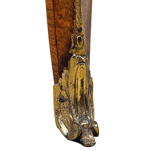 Antique Walnut Kidney Shaped Writing Table by Gillow & Co, 1875 For Sale - Image 3 of 16