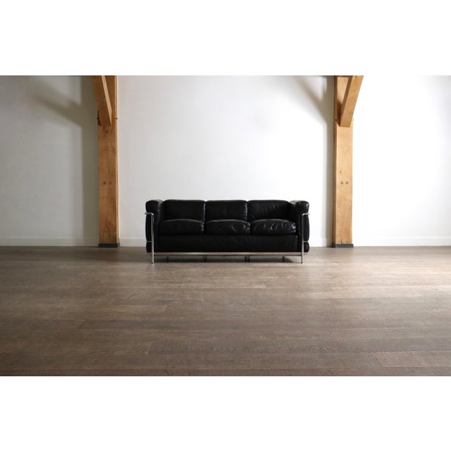 Cassina LC2 Three-Seater Sofa by Charlotte Perriand for Cassina, 1960s For Sale - Image 4 of 13