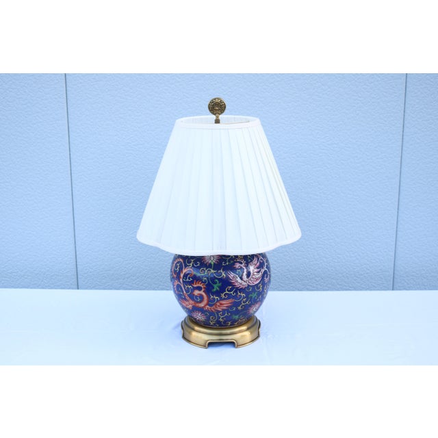 Mid-Century Modern Vintage Late 20th-Century Wildwood Chinoiserie Ginger Jar Porcelain Table Lamp For Sale - Image 3 of 17