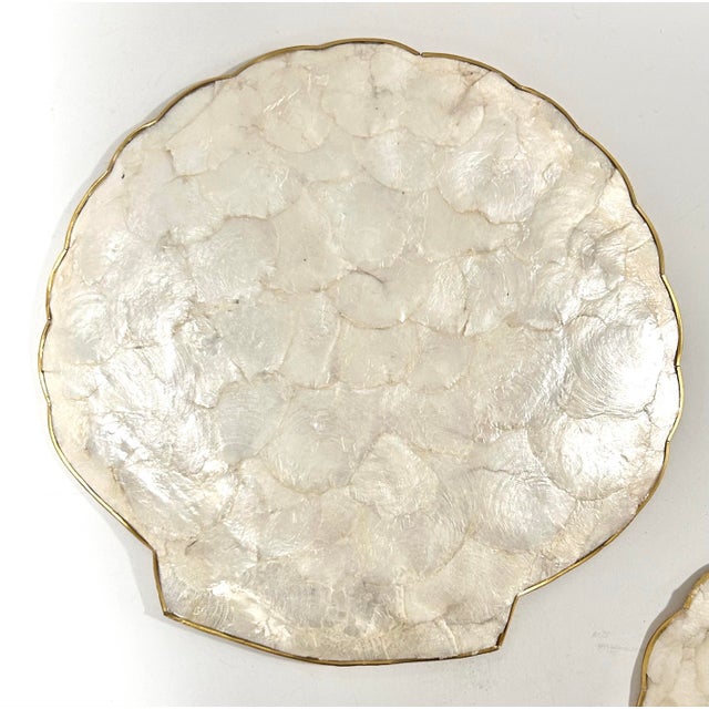 Vintage Capiz Shell Nesting Trays With Brass Trim – Coastal Hollywood Regency Set of 3 For Sale - Image 9 of 11