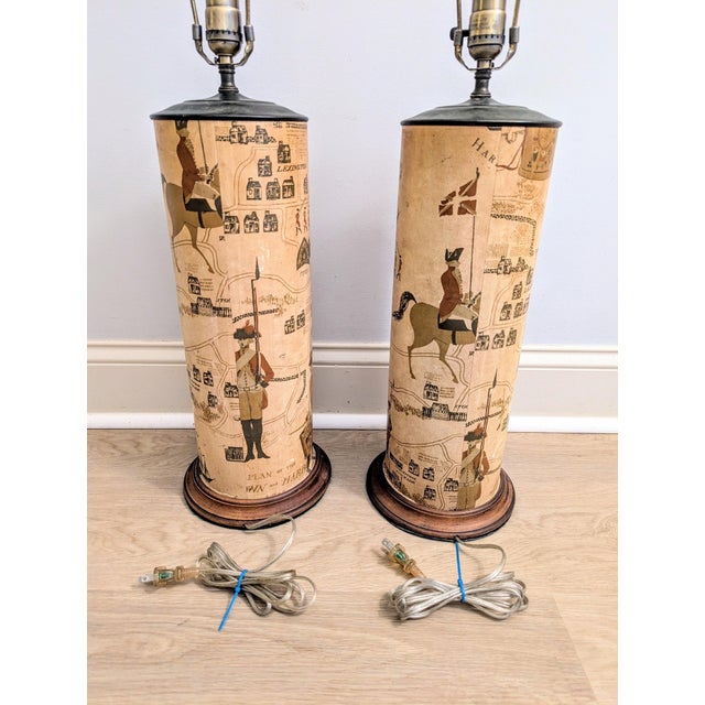 Mid 20th Century Americana Revolutionary War Decoupage Cylinder Lamps - A Pair For Sale - Image 4 of 11