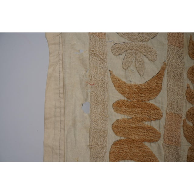Beige Suzani Beige Tapestry - Pastel Color Uzbek Table Cloth For Sale - Image 8 of 10