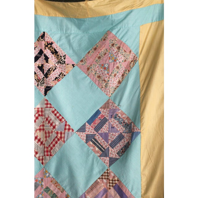 American 1950s Quilt Top in Aqua and Yellow in an Intricate Pattern For Sale - Image 3 of 11