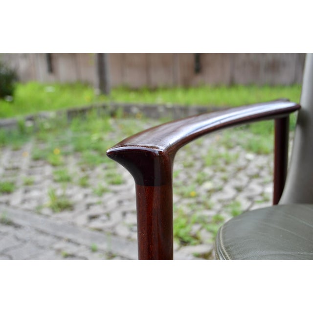 Olive Leather Lounge Chair by Ib Kofod Larsen for Fröscher Sitform, 1976 For Sale - Image 6 of 18