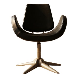 Alipes Black Swivel Salon Chair with Chrome Star Base by Giorgetto Giugiaro for Gamma & Bross, Italy, 1940s For Sale