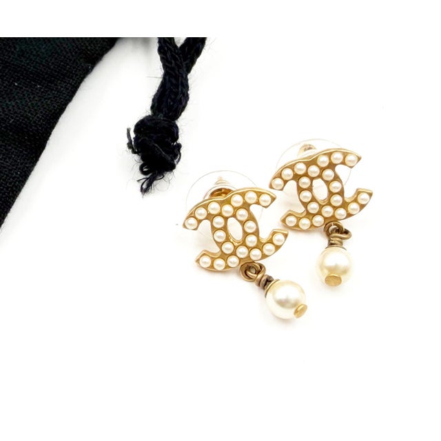 Contemporary Chanel Vintage Gold Plated CC Pearl Pearl Dangle Small Piercing Earrings, A Pair For Sale - Image 3 of 5