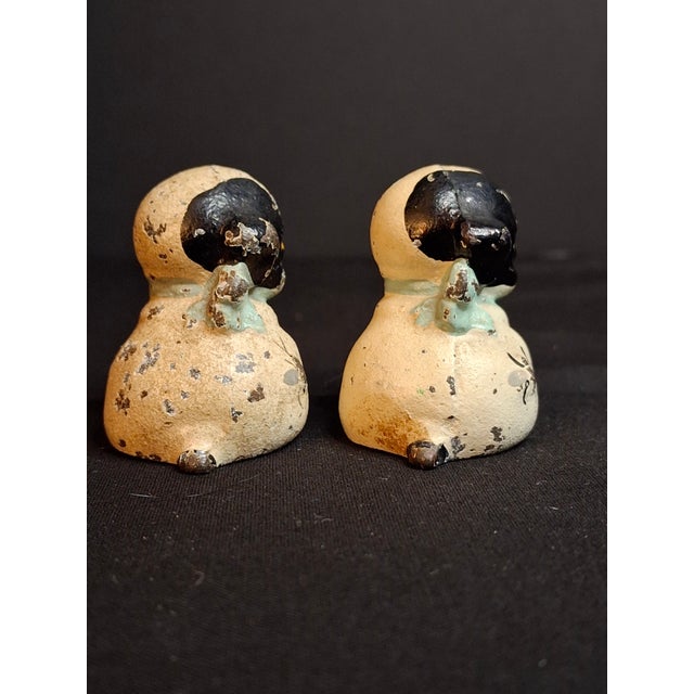 1920s Pair Antique Hubley Cast Iron Puppo Dog Figurine Paperweights Bee on Hip Grace Drayton For Sale - Image 5 of 15