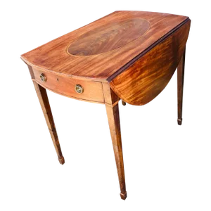 Mid 1800s Antique Pembroke Table
