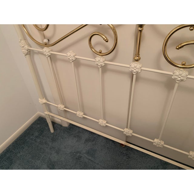 French 1990s Elliott’s Designs Queen Wrought Iron and Brass Bed Headboard For Sale - Image 3 of 7