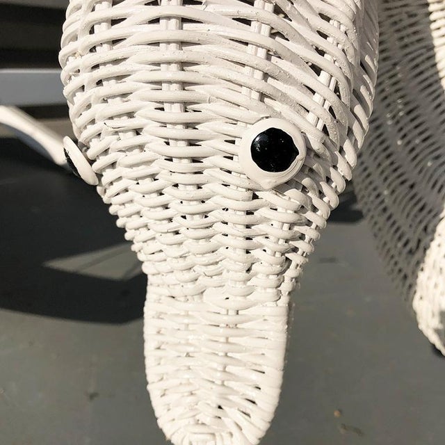 Mario Torres 1970s Folk Art White Figurative Animalia Wicker Swan Table For Sale - Image 4 of 7