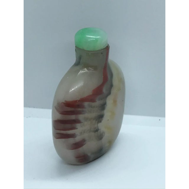 Chinese Vintage Beijing Glass Snuff Bottle With Colorful Striations For Sale - Image 3 of 13
