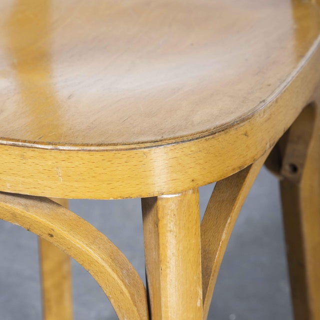 French Blonde Beech Bentwood Dining Chairs from Baumann, 1950s, Set of 4 For Sale - Image 4 of 11