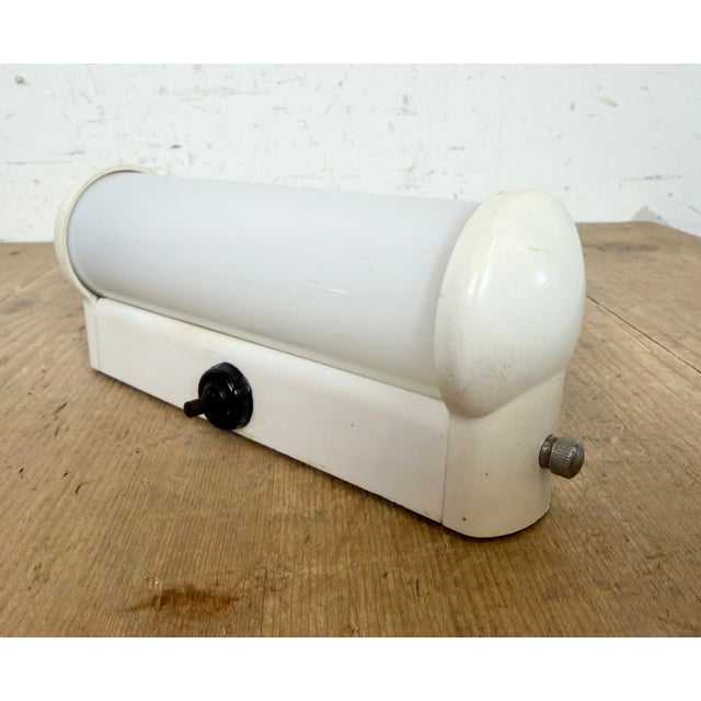 Industrial White Bakelite and Milk Glass Wall Light from Elektrosvit, 1950s For Sale - Image 4 of 13