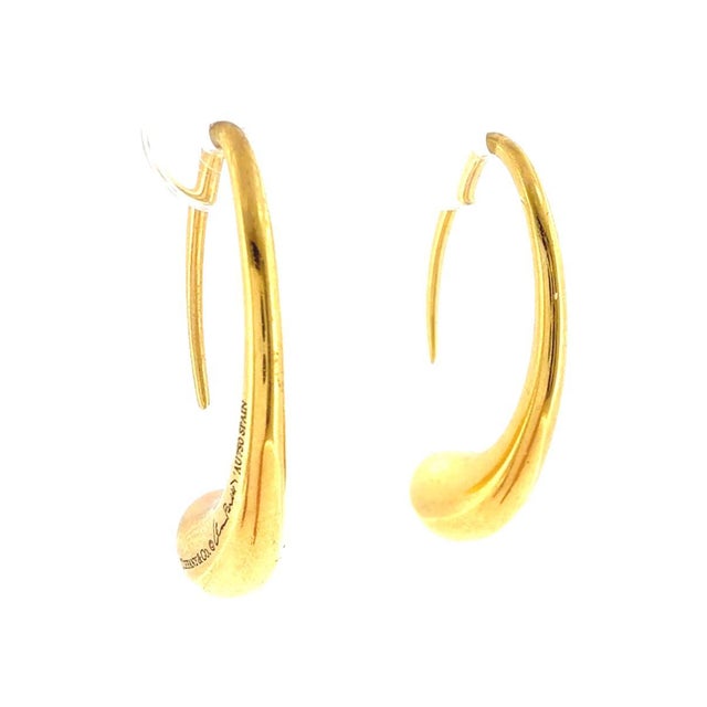 Tiffany & Co. Elsa Peretti Spain 18k Gold Teardrop Earrings For Sale In Las Vegas - Image 6 of 8