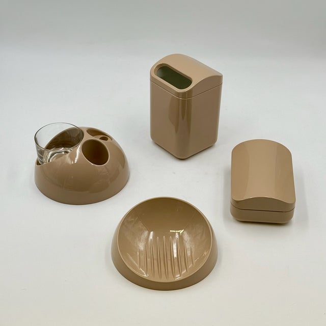 Vintage Bathroom Set, 1970s, Set of 4 For Sale - Image 17 of 18