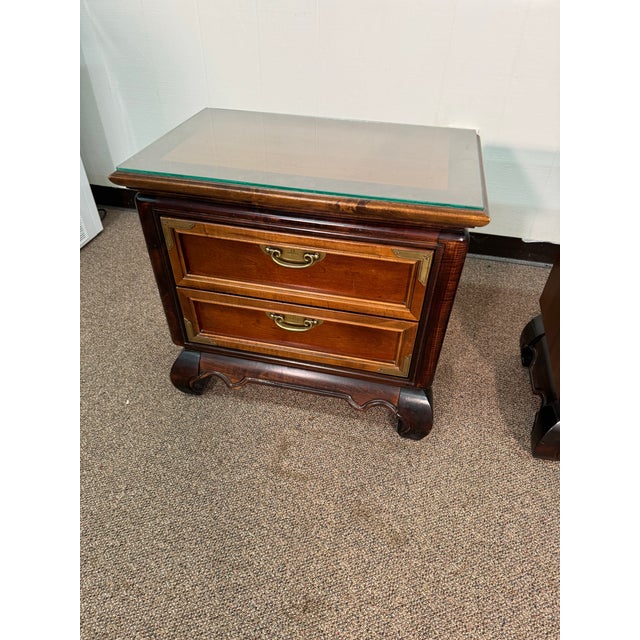 Asian 1980’s Pair of Broyhill Premier Ming Dynasty Nightstands For Sale - Image 3 of 10