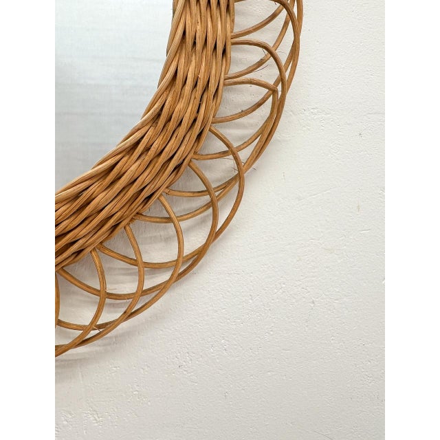 Tan Asymmetrical Teardrop Rattan Wall Mirror in the style of Franco Albini, 1960s For Sale - Image 8 of 11