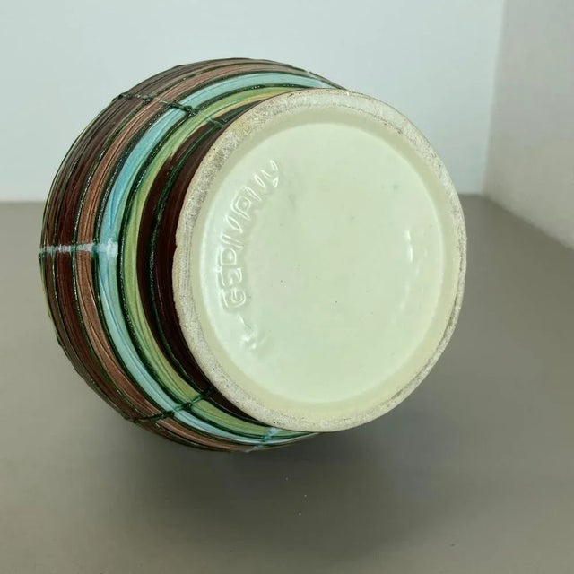 Fat Lava Pottery Vase from Bay Ceramics, Germany, 1970s For Sale - Image 17 of 18