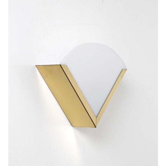 Italian Triangular Sconce in Brass and White Acrylic Glass, 1970s For Sale - Image 15 of 18