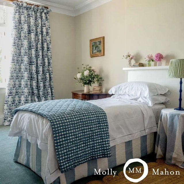 Schumacher SAMPLE - Schumacher x Molly Mahon Wide Stripe Fabric In Blue For Sale - Image 4 of 4