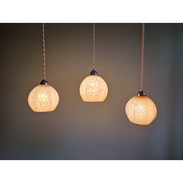 Art Deco Pendant Light in Pink Speckled Glass, 1920s For Sale - Image 6 of 16