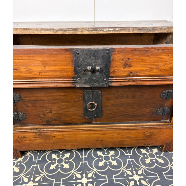 19th Century Korean Ssal-Duiji Rice Chest, 1890s For Sale - Image 10 of 18