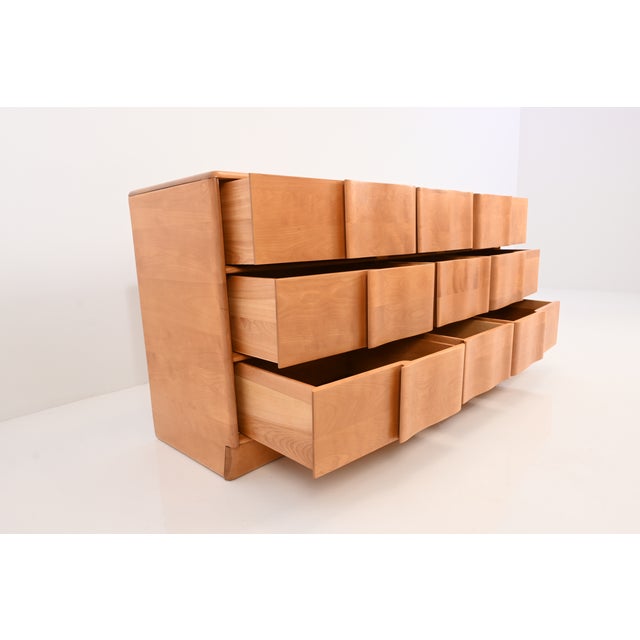Brown Heywood-Wakefield Mid-Century Modern Sculptura Birch 9 Drawer Long Dresser | Newly Refinished For Sale - Image 8 of 17