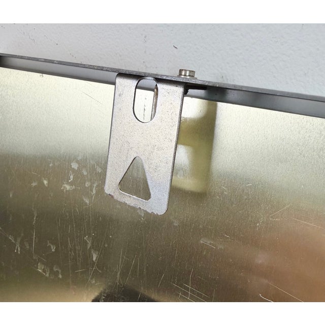 Industrial Grey Square Wall Clock from Pragotron, 1980s For Sale - Image 14 of 15