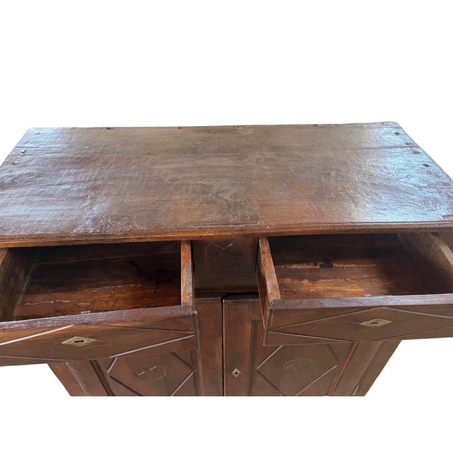 French Louis XV Oak Buffet For Sale - Image 3 of 16