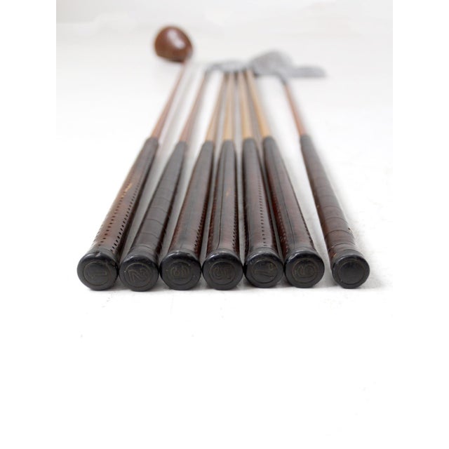 Cabin Vintage Spalding Golf Club Set - Robert T Jones Jr. Models For Sale - Image 3 of 12