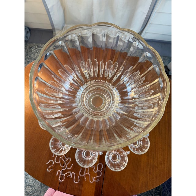 Transparent Early 20th Century Anchor Hocking Colonial Punch Bowl With Stand - 26pcs For Sale - Image 8 of 12