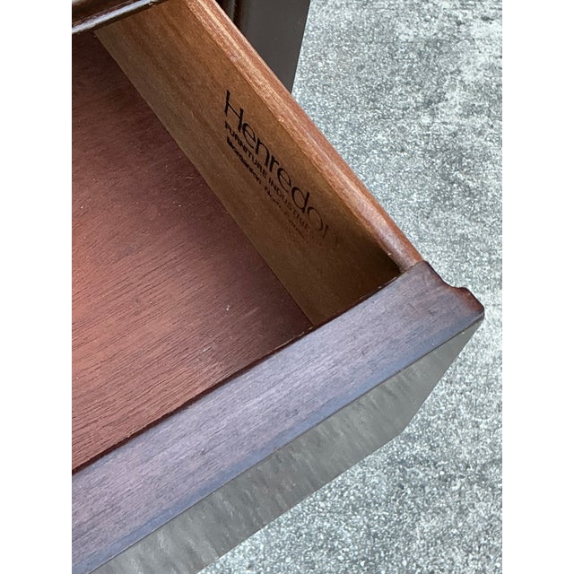 Chinoiserie Vintage Henredon Fretwork Nightstands - A Pair For Sale - Image 3 of 11