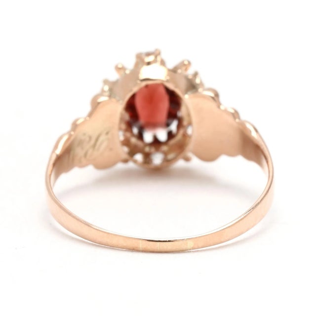Vintage 0.65ctw Diamond and Garnet Cocktail Ring, 10k Yellow Gold, Ring Size 6.5 For Sale - Image 4 of 6