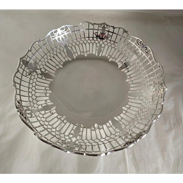 Mid-Century Sterling Silver Pierced Pedestal Bowl from Viners LTD, Sheffield, 1962 For Sale - Image 14 of 18
