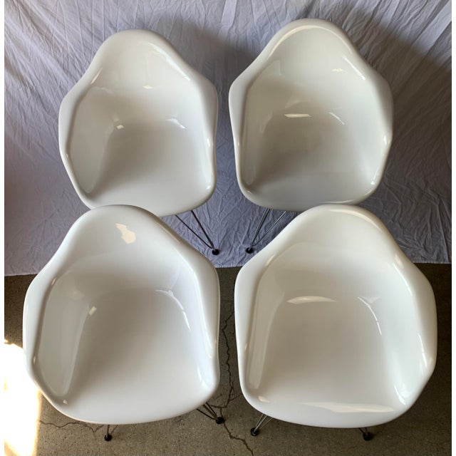 Modern White Moulded Plastic Armchairs, Set of 4 For Sale In Los Angeles - Image 6 of 12