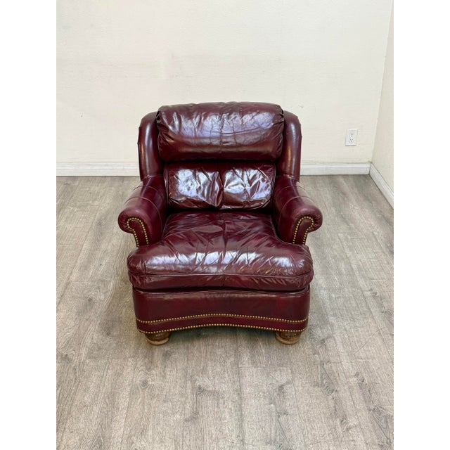 Beautiful pair of leather chairs manufactured by Hancock & Moore in good vintage condition