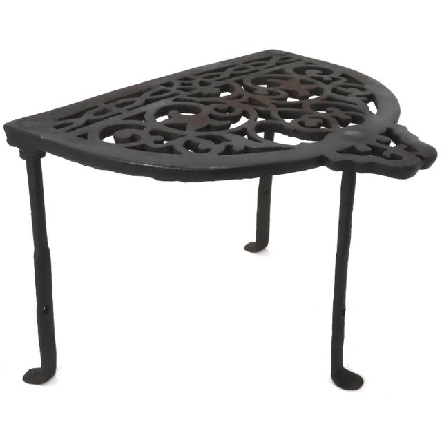 Antique Early American Cast Iron & Wrought Iron Fireplace Hearth Warming Trivet For Sale In Boston - Image 6 of 13