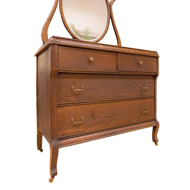 Early 20th Century Early 20th Century Marvel Furniture & Co Quarter-Sawn Dresser With Mirror For Sale - Image 5 of 15