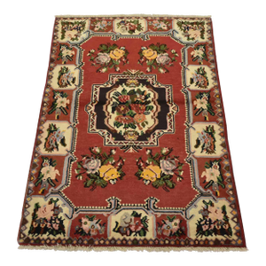 Bakhtiari Rug 3’6” X 4’9” Red Wool Vintage Traditional Hand-Knotted Carpet