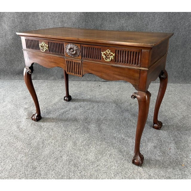 Chippendale 18th Century Mahogany Chippendale Server For Sale - Image 3 of 15