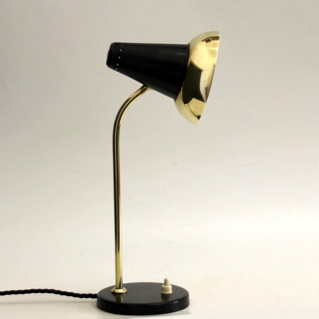 Jacques Biny Mid-Century Adjustable Brass Table Lamp attributed to Jacques Biny for Luminalité, 1950s For Sale - Image 4 of 13