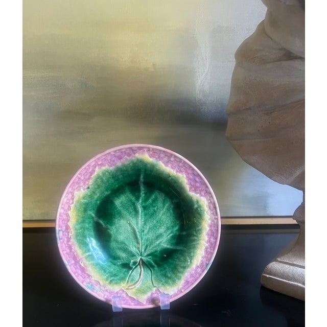 Victorian Etruscan Majolica Mable Leaf Wall Plate by Griffin Smith & Hill, 1880's For Sale - Image 3 of 7