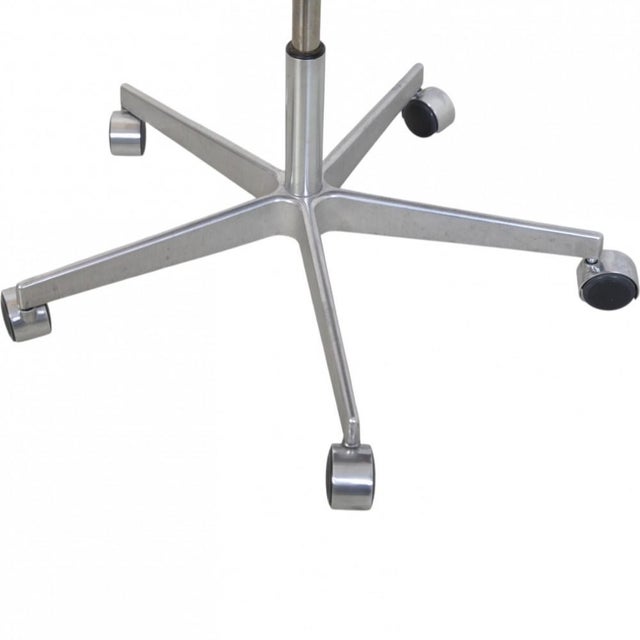 Oxford Office Chair in Walnut and Anilin Leather by Arne Jacobsen, 2000s For Sale - Image 11 of 18