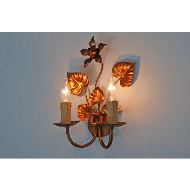 1970s Florentine Hollywood Regency Wall Lamp, Italy, 1970s For Sale - Image 5 of 7