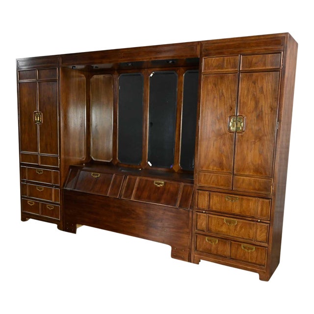 Vintage Campaign Style Thomasville Furniture Mystique 3 Section Modular Queen Bed Set W/Side Armoires For Sale
