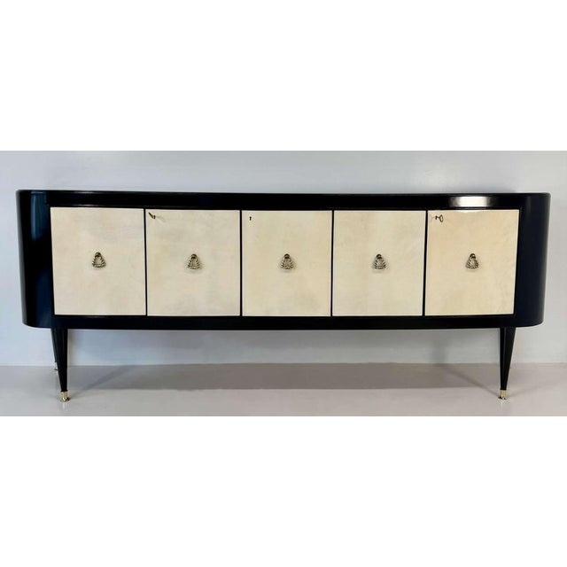 Italian Art Deco Sideboard in Parchment and Black Lacquer, 1950s For Sale - Image 3 of 10